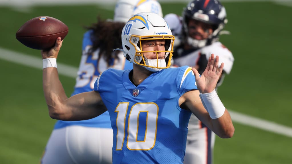 Justin Herbert NFL debut: Chargers rookie QB shines in first start after  finding out at last second - DraftKings Network