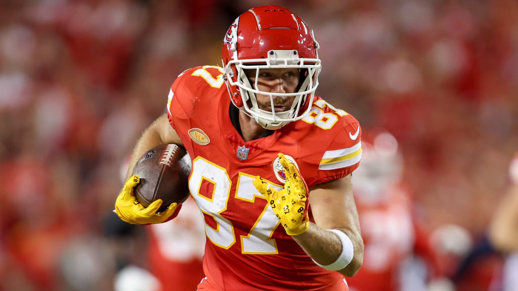 Chiefs vs Raiders: Kelce credits crowd for boost in MNF win