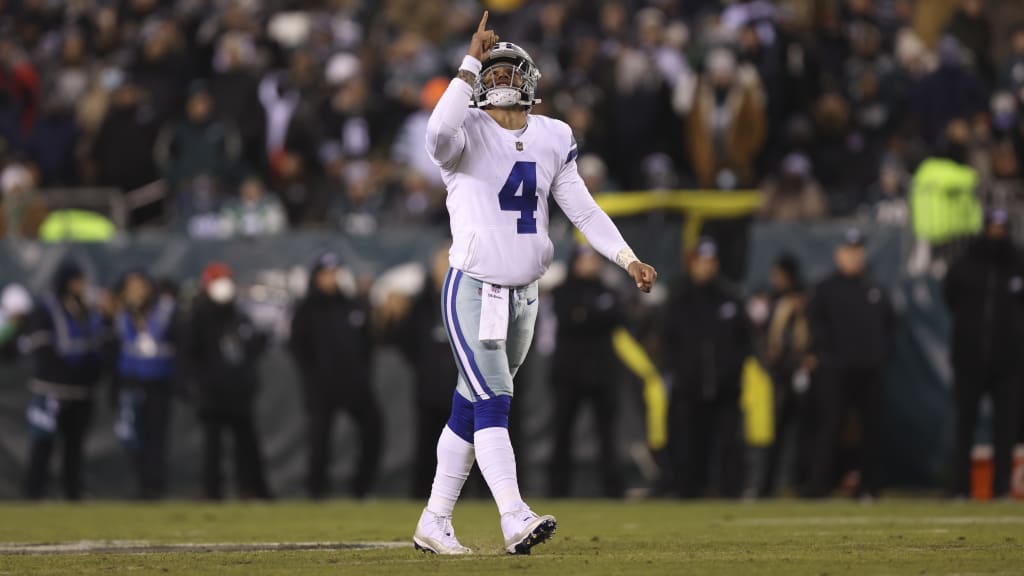 Tony Romo returns, throws TD in Cowboys loss to Eagles