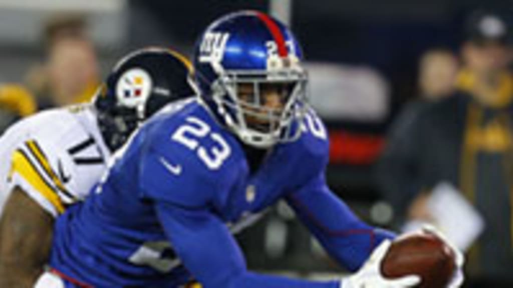 NY Giants' Corey Webster owns the gift of Green Bay Packers grab