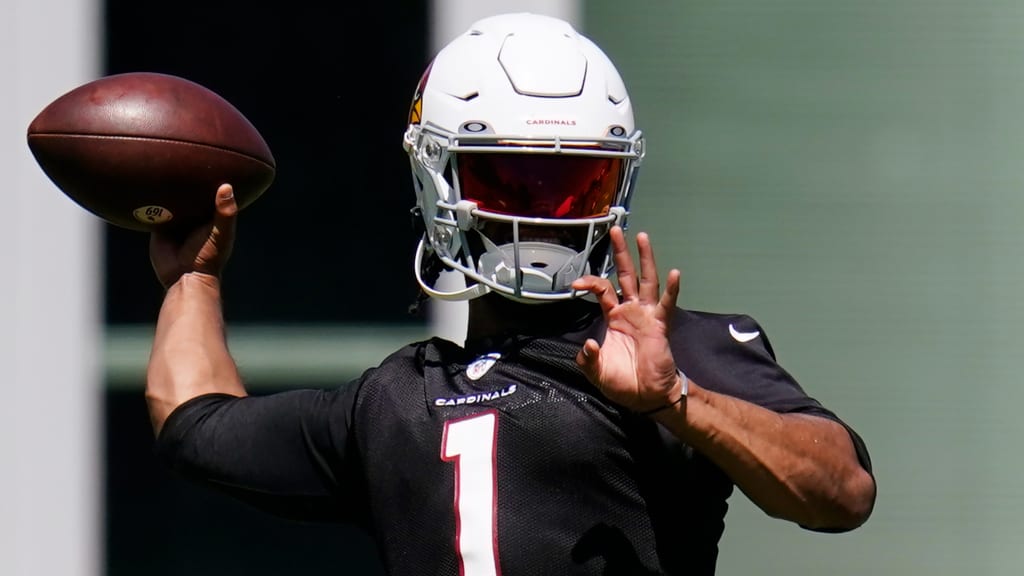 Larry Fitzgerald praises Kyler Murray, says no one in NFL 'as