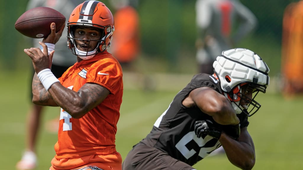 WATCH: QB Deshaun Watson Making big Plays as Browns Start Mandatory Camp -  Sports Illustrated Cleveland Browns News, Analysis and More