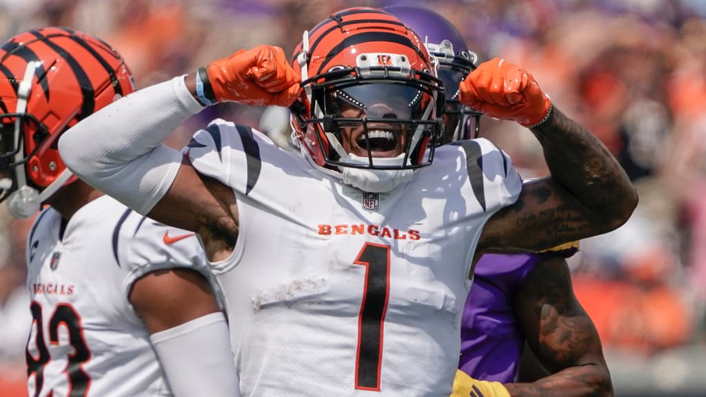 TAMPA, FL - AUGUST 14: Ja'Marr Chase (1) of the Bengals watches