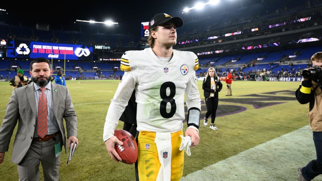 Steelers] QB Kenny Pickett is the first rookie in NFL history to have a  game-winning TD pass in the final minute in back-to-back games. : r/steelers