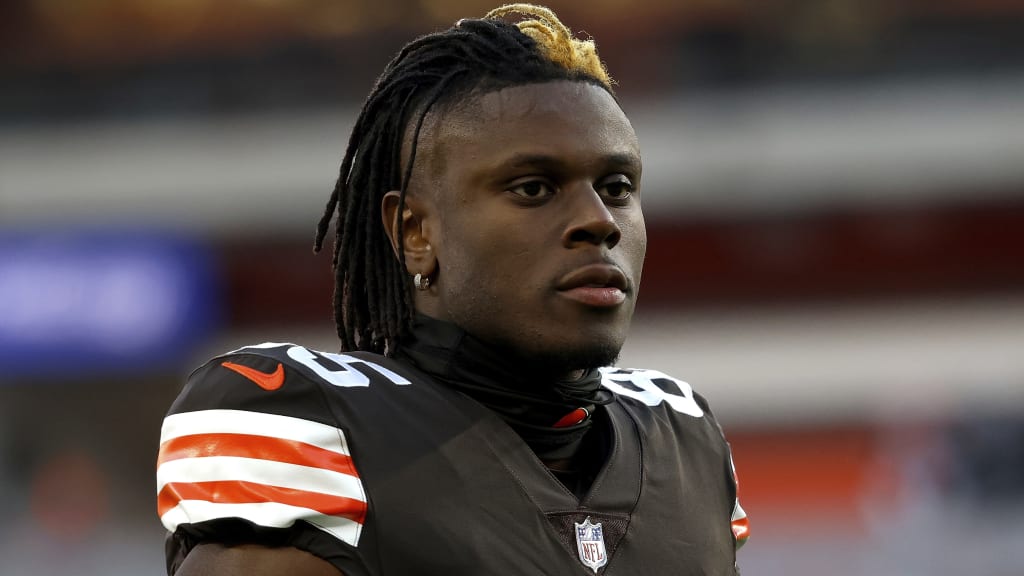 Cleveland Browns tag David Njoku, may move on from Austin Hooper