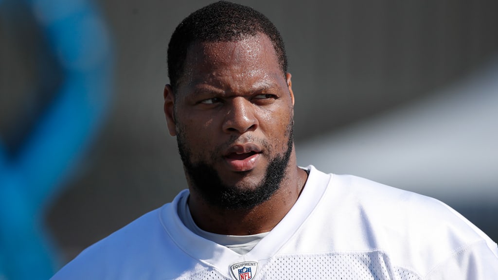 Ndamukong Suh on Sam Bradford: I'll 'try and hit him as hard as I can'