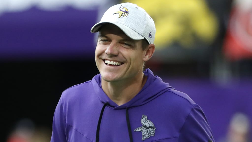 First-year head coach Kevin O'Connell building Vikings' culture via easy  authenticity, strong acuity