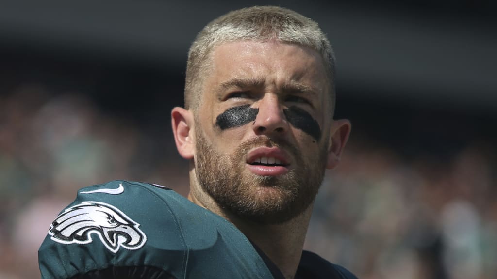 NFL on X: BREAKING: Eagles trade TE Zach Ertz to Cardinals for CB Tay  Gowan and 2022 fifth-round pick.  / X