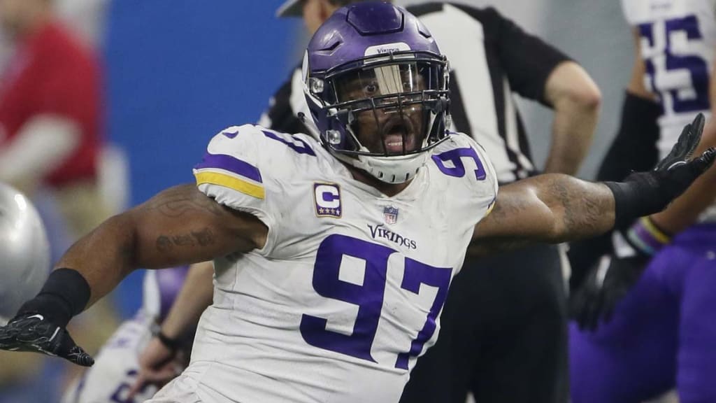 Vikings' DE Everson Griffen watched son's birth on FaceTime