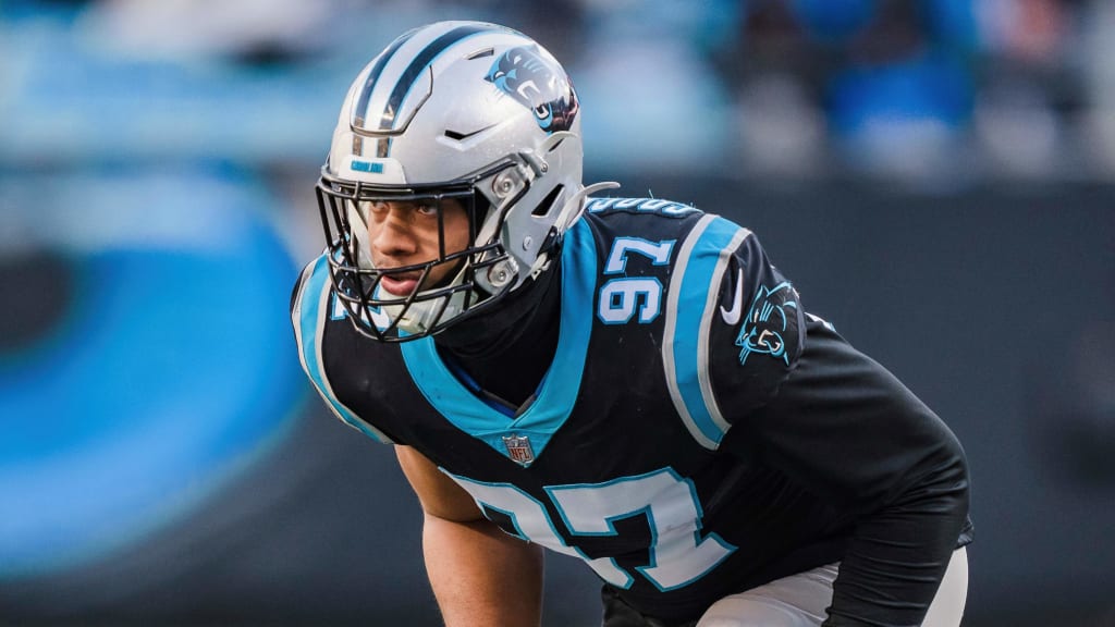 Offensive tackle Jordan Gross of the Carolina Panthers blocks