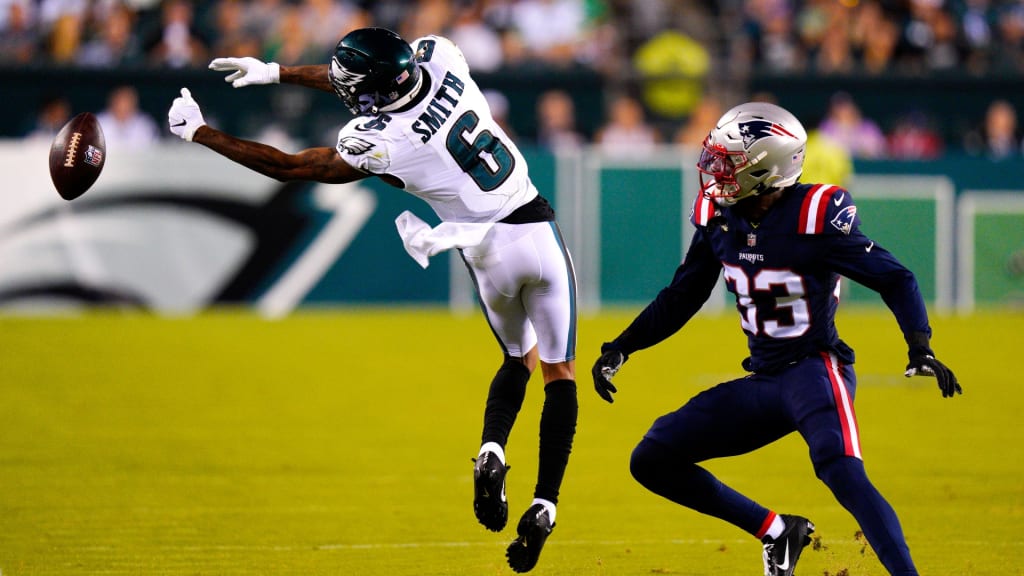 Is DeVonta Smith playing tonight? Update on Eagles WR's