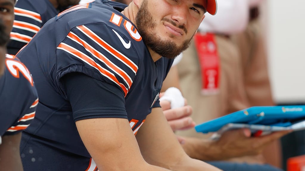 Bears Fans Are Burning Mitchell Trubisky's Jersey After Trade For