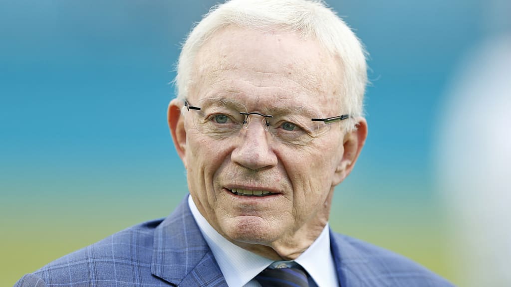 Dallas Cowboys owner Jerry Jones lashes out at radio hosts