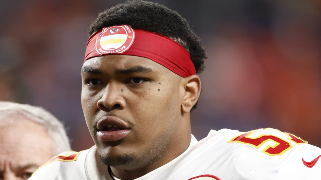 Chiefs LT Orlando Brown Jr. returns to practice Tuesday