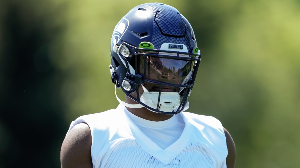 Seahawks' rookie Witherspoon showing he can play inside or outside at  cornerback - The Columbian