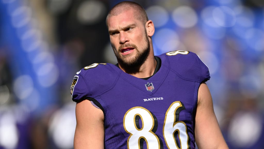 Longtime Ravens TE Nick Boyle is now a Steeler and a long snapper -- for a  weekend, at least