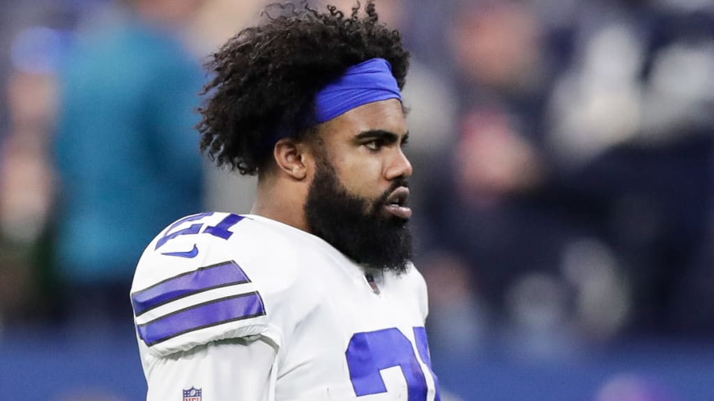 Ezekiel Elliott Productive in Cowboys Blowout Loss to Colts