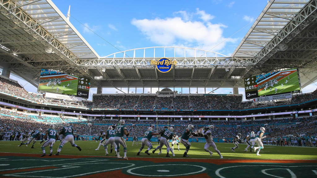 Miami Dolphins to keep capacity at 13,000 despite Governor's