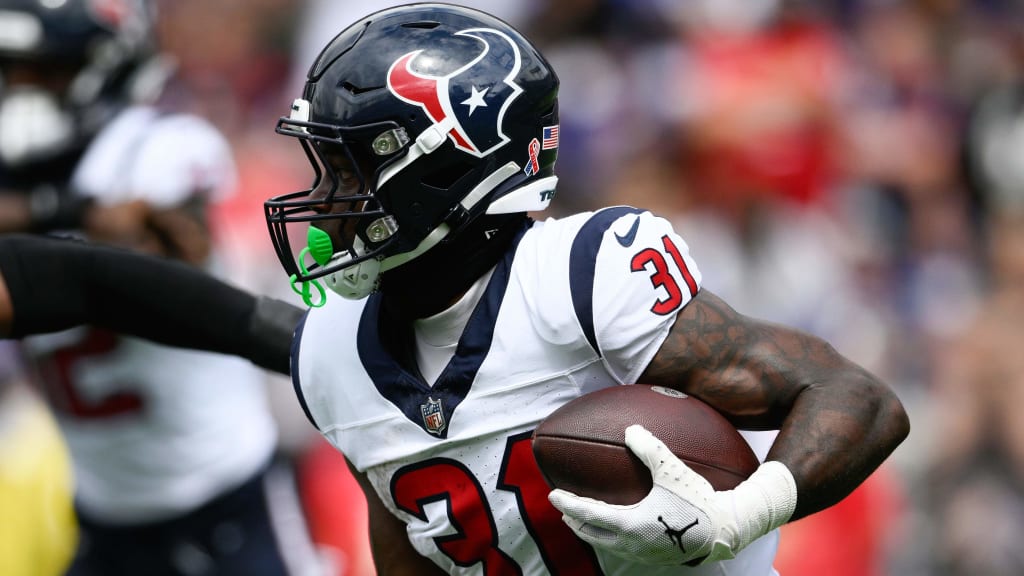 October 2, 2022: Houston Texans running back Dameon Pierce (31) carries the  ball during the 2nd quarter of an NFL football game between the Los Angeles  Chargers and the Houston Texans at