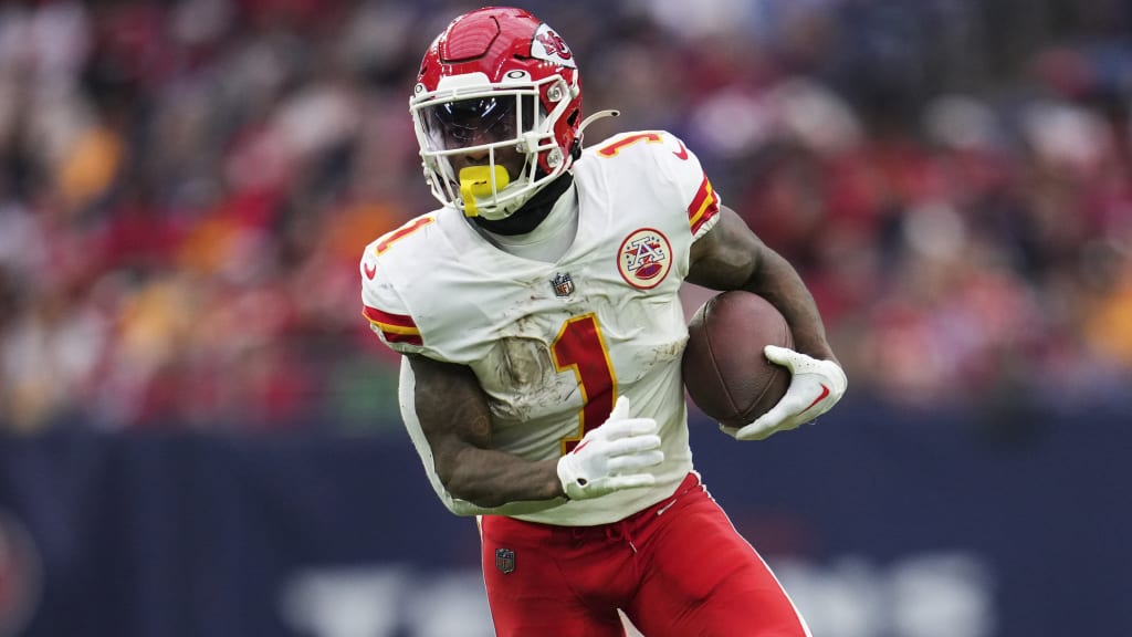 Fantasy Football Start 'Em Sit 'Em 2022 NFL Week 17: Wide receiver