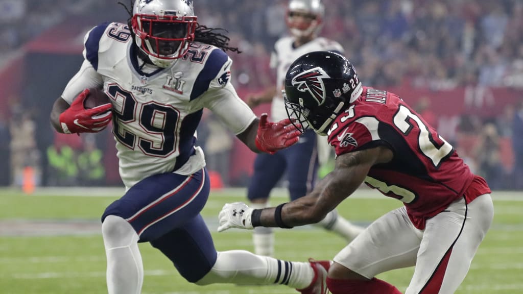 Patriots' LeGarrette Blount removed from injury report