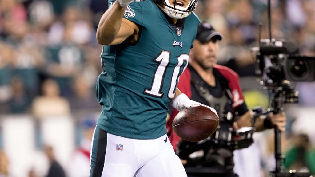 Eagles' Mack Hollins cracks perfect joke about returning jersey No