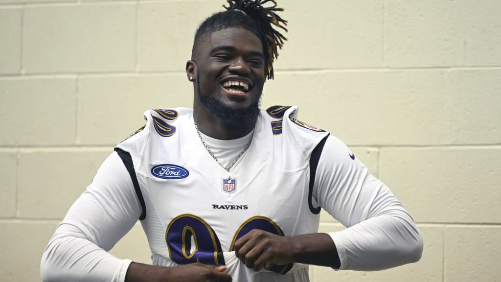 Ravens Impressed by Rookie Pass Rusher Tyus Bowser