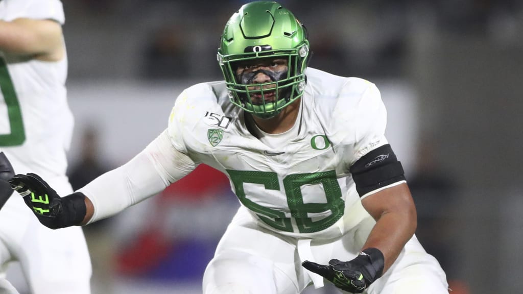 Oregon tackle Penei Sewell ready to bring 'violent intentions' to NFL