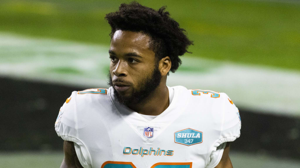 Miami Dolphins starting running back Myles Gaskin injured