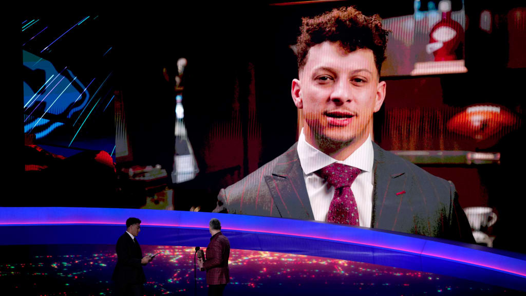 Patrick Mahomes captures 2022 NFL MVP award, second in five