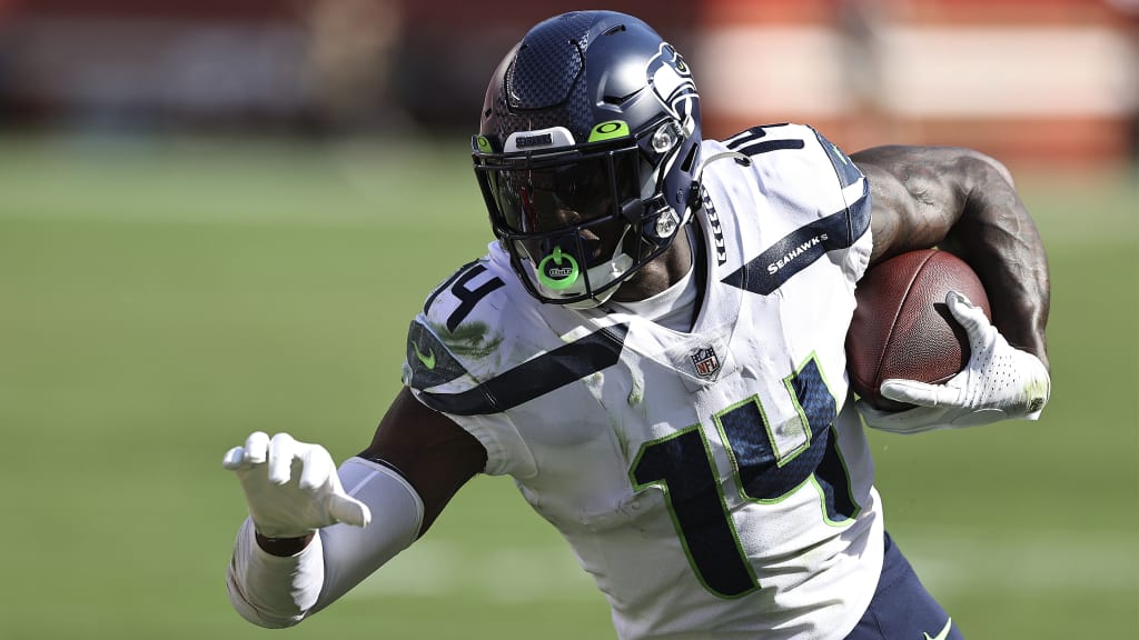 Seahawks' D.K. Metcalf Delivers Message to 49ers Ahead of Playoff Matchup