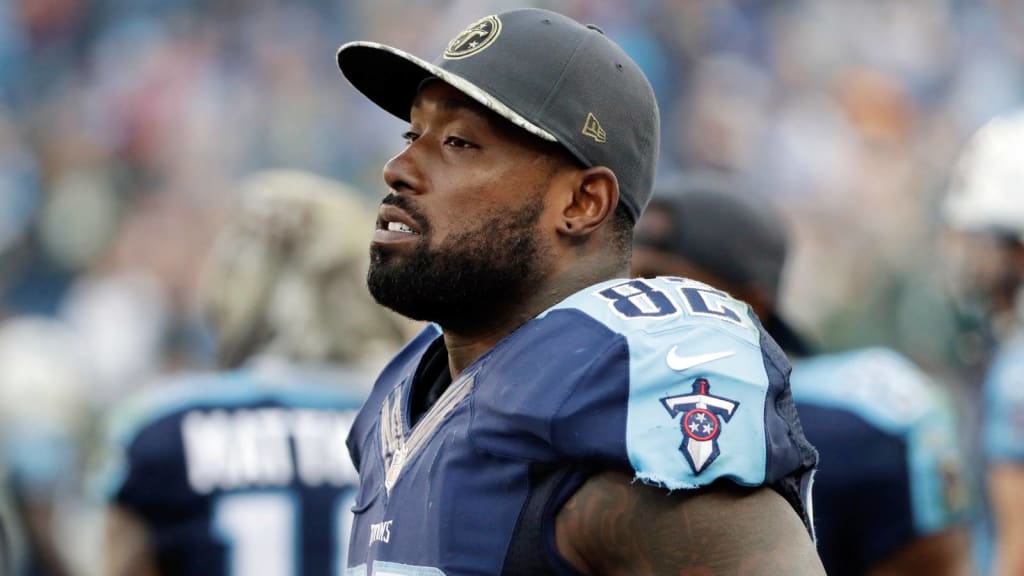 Delanie Walker contract: Now former 49ers tight end got PAID - Niners Nation