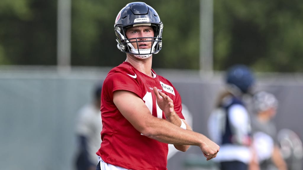 Houston Texans: Clock is ticking on QB Davis Mills