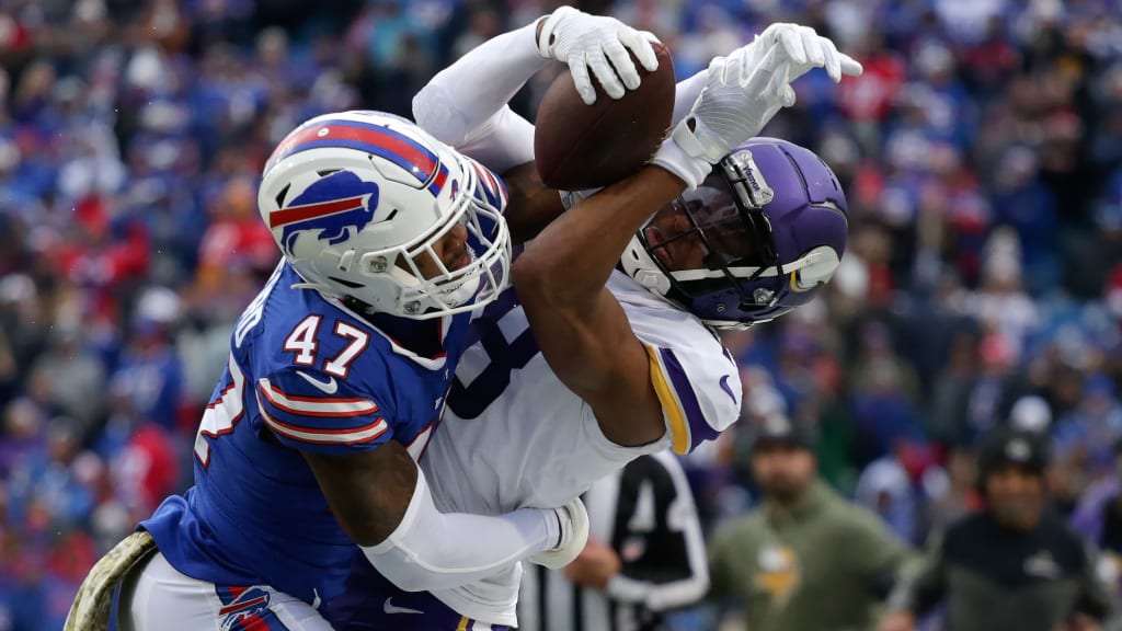 Justin Jefferson: Vikings WR makes catch of the year against Bills