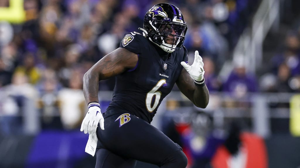 Baltimore Ravens GM Eric DeCosta Praises Patrick Queen Amid