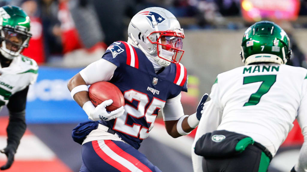 New England Patriots cornerback Marcus Jones (25) lines up for a