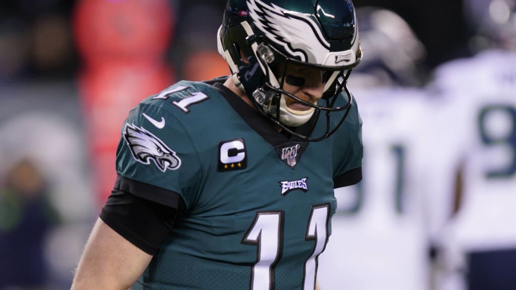 NFL's chief medical officer calls Carson Wentz 'heroic' for self-reporting  concussion