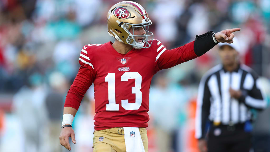 NFL on X: 49ers QB Jimmy Garoppolo suffered broken foot, expected