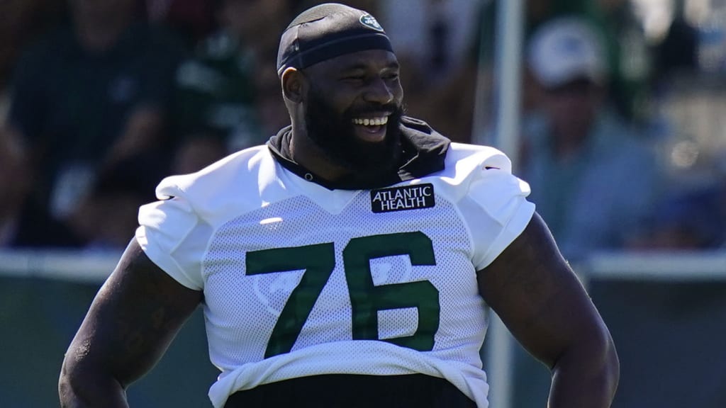 Competition at Right Tackle Energizes and Challenges George Fant