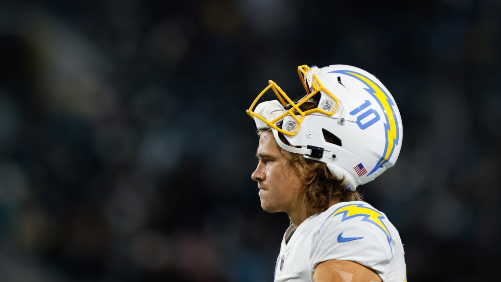 Justin Herbert glad to have focus back on football after reaching extension  with Chargers 