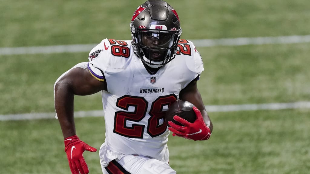 Leonard Fournette Tampa Bay Buccaneers run Super Bowl 2021 Images