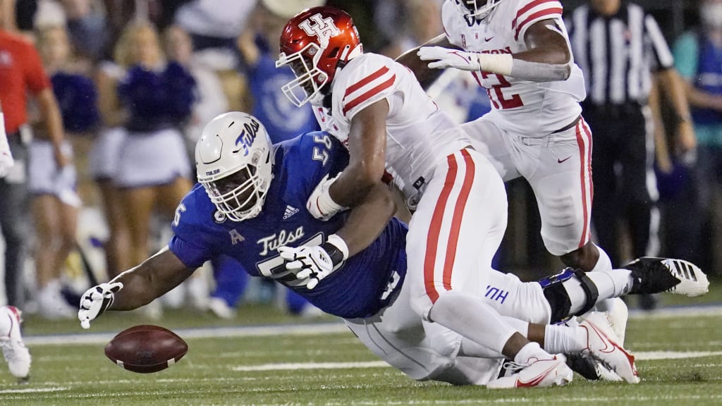 Cowboys LT Tyron Smith chances not looking good to play TNF vs Saints