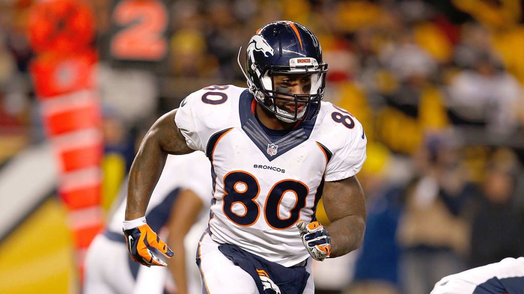 Will new Broncos tight end Vernon Davis struggle to pick up