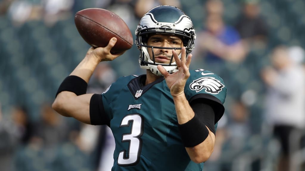 Mark Sanchez received a special care package at Eagles camp