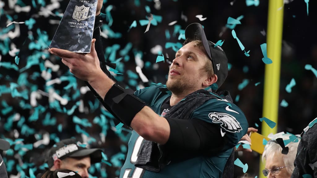 Philadelphia Eagles quarterback Nick Foles salutes team-mates after NFC  Championship win, NFL News