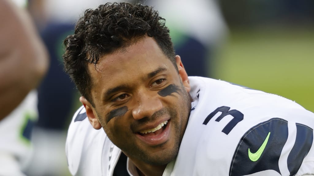 Russell Wilson wants to play 20-plus years and own NFL team