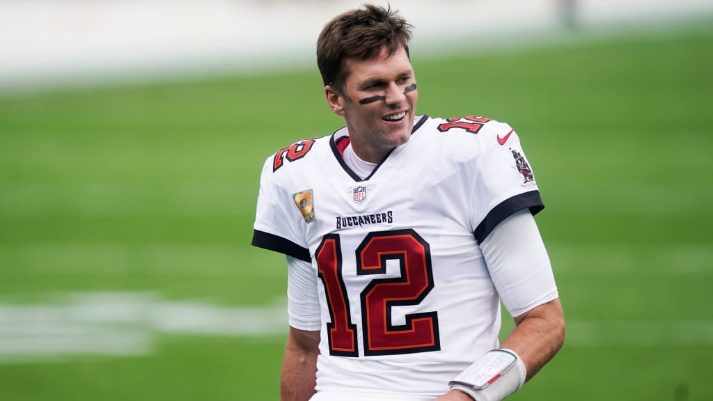 Tom Brady Has Not Ruled Out Playing In 2022; Bucs Interested In Russell  Wilson, Deshaun Watson