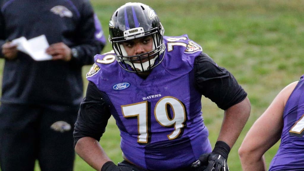 Baltimore Ravens sign Ronnie Stanley 