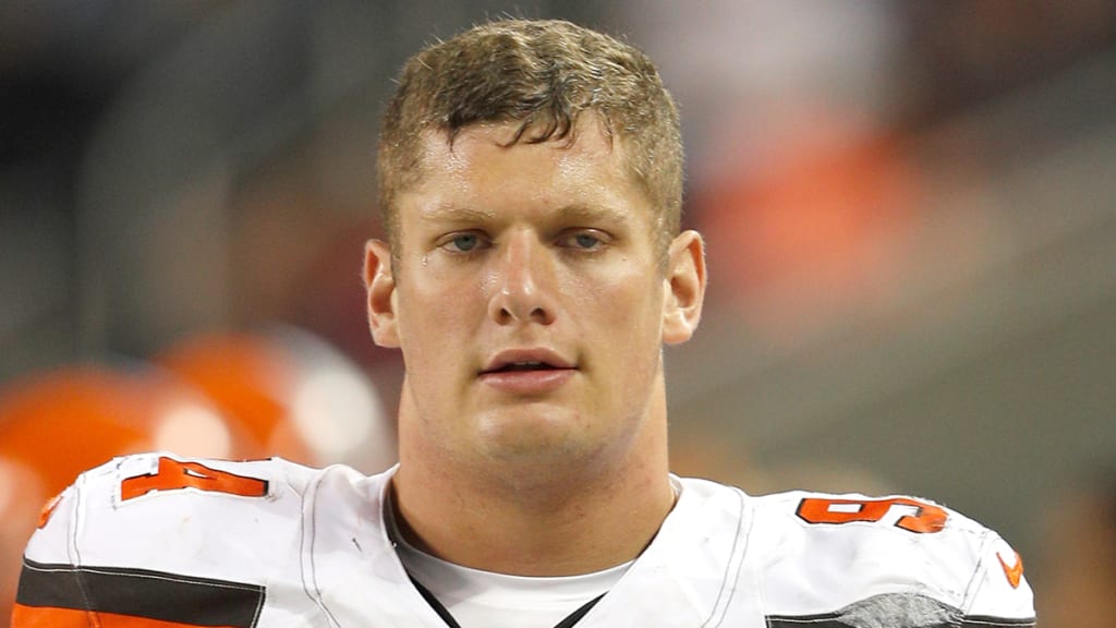 Tampa Bay Buccaneers linebacker Carl Nassib (94) runs off of the line of  scrimmage during an NFL football game against the Cleveland Browns, Sunday,  Nov. 27, 2022, in Cleveland. (AP Photo/Kirk Irwin