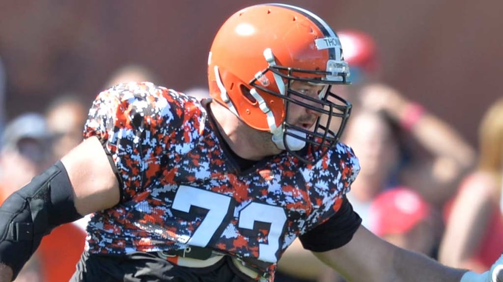 Browns camp notes: Joe Thomas exits practice